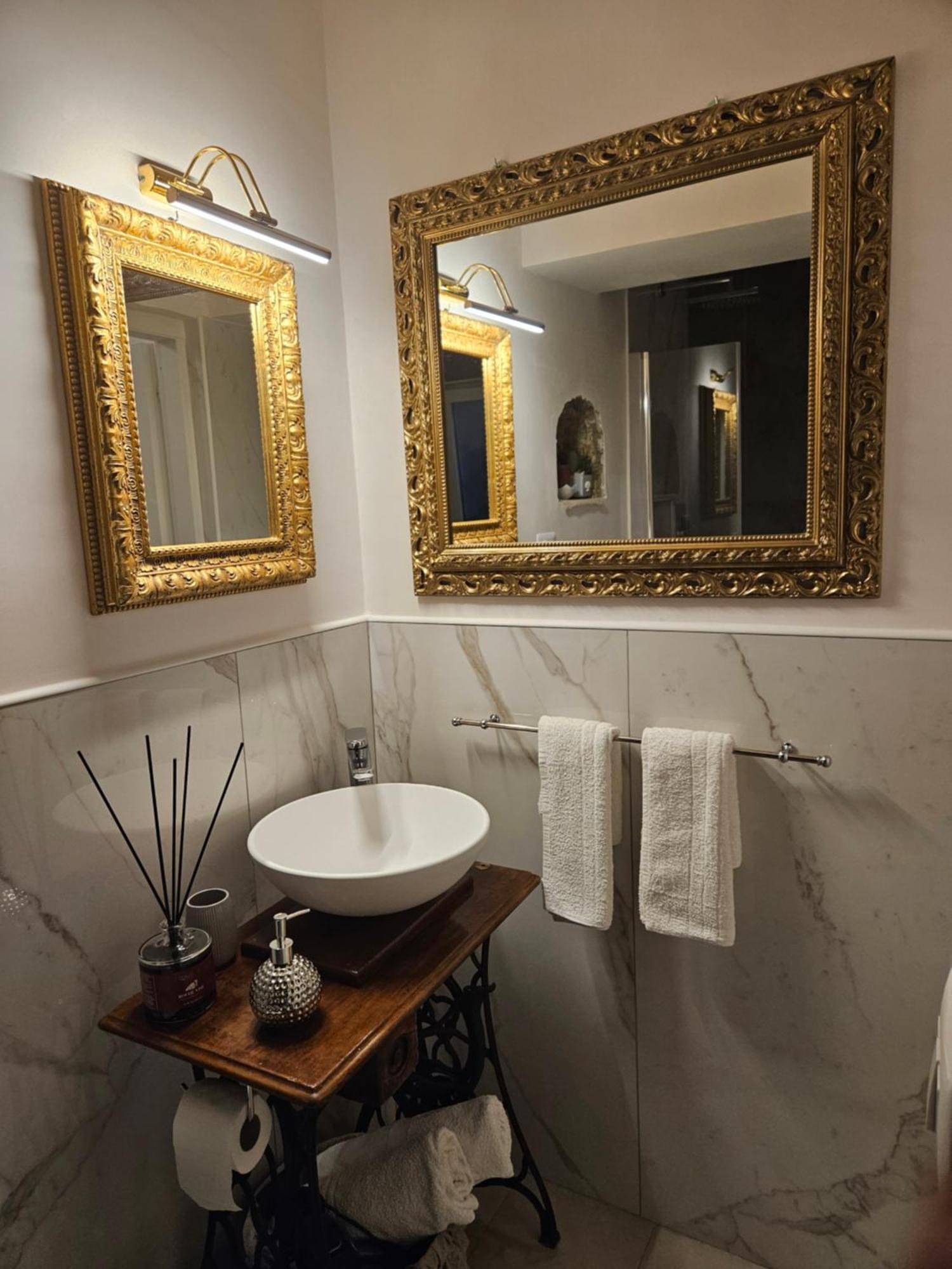 Niloufar Residence Napoli Zewnętrze zdjęcie