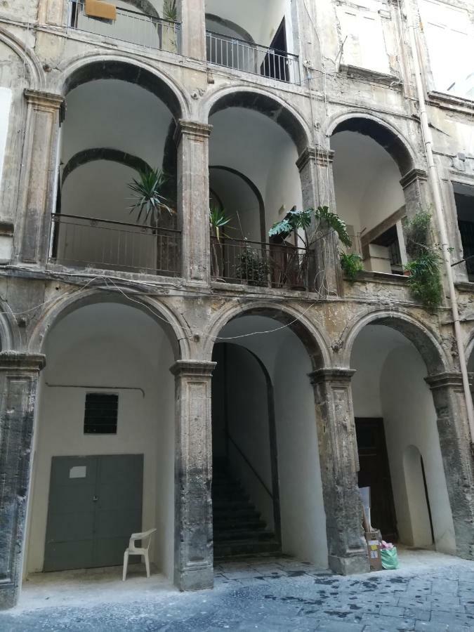 Niloufar Residence Napoli Zewnętrze zdjęcie